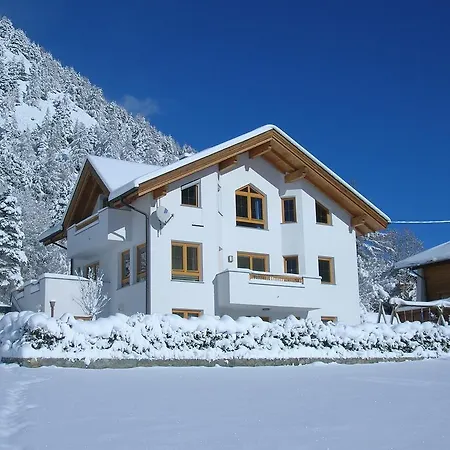 Ferienwohnung Familie Mark Pfunds Exterior photo